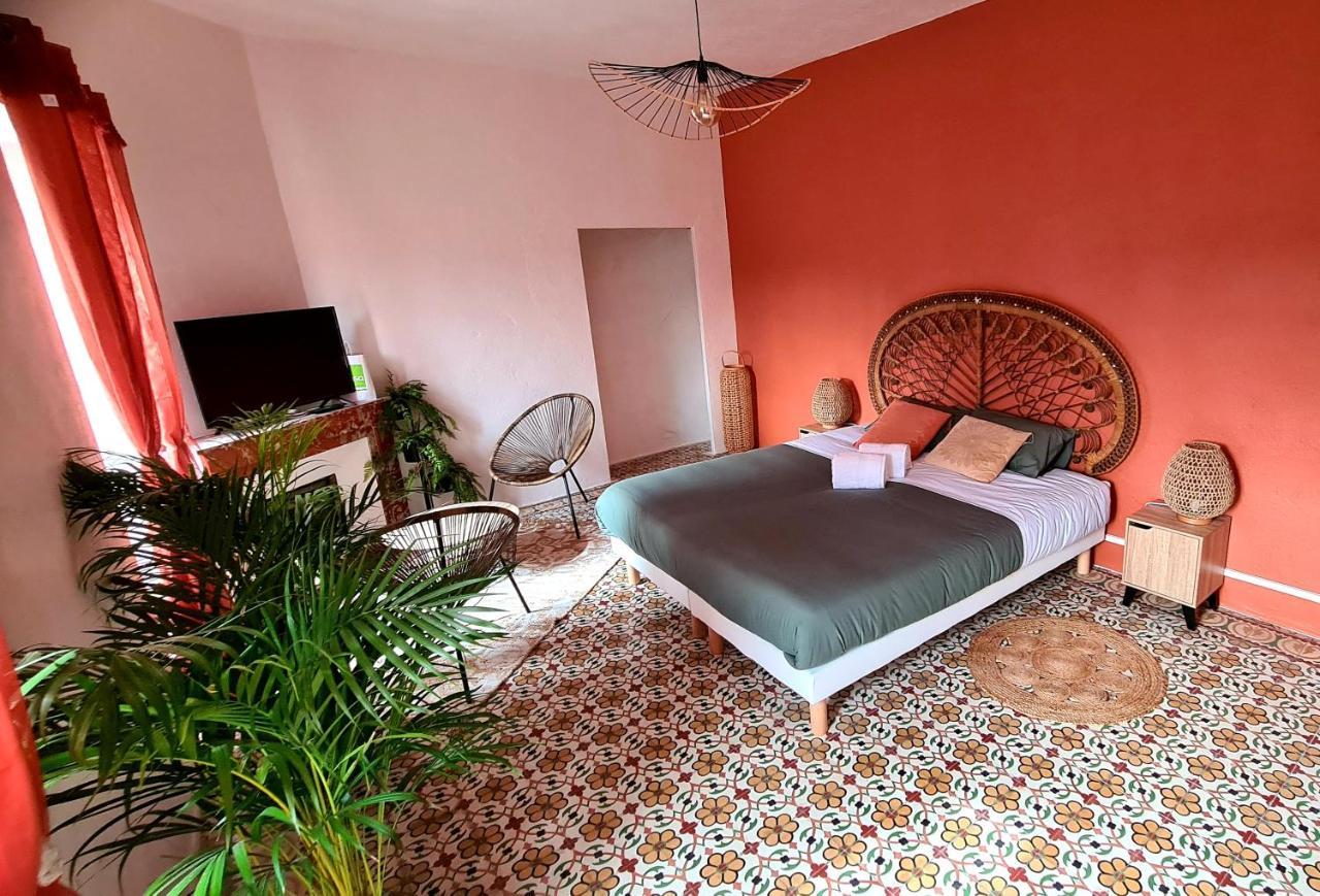 Lou Mouli Di Baou Bed & Breakfast Labeaume Eksteriør bilde