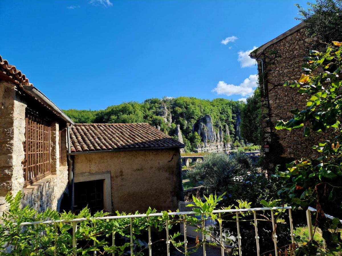 Lou Mouli Di Baou Bed & Breakfast Labeaume Eksteriør bilde
