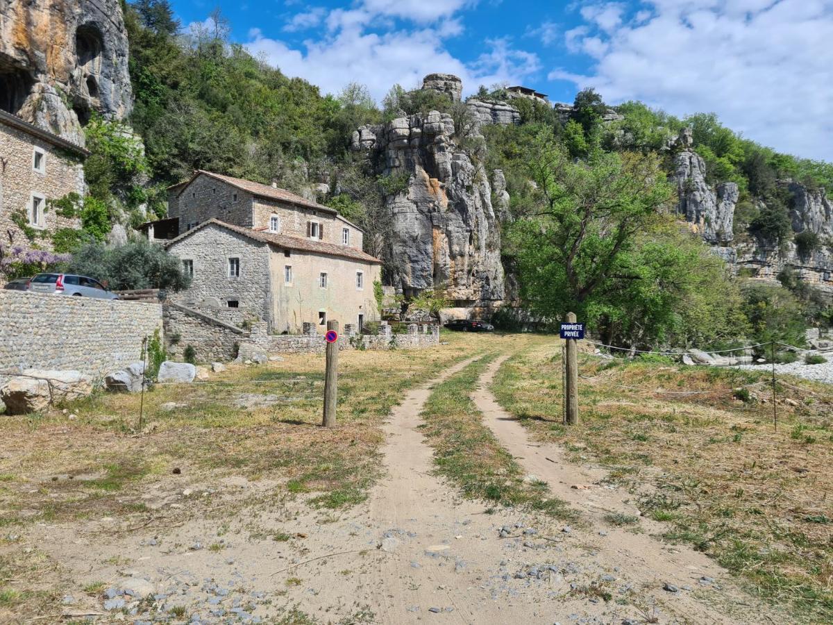 Lou Mouli Di Baou Bed & Breakfast Labeaume Eksteriør bilde